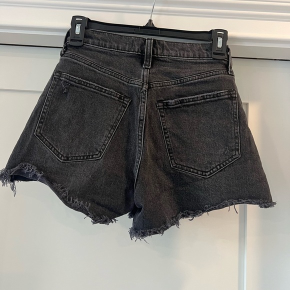 Abercrombie & Fitch Black Denim shorts - like new - Picture 2 of 3